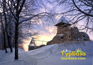 невицький замок зима1