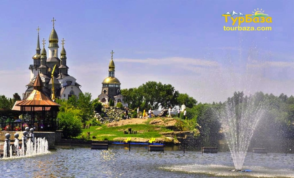 Буки_екскурсія в парк Олександрія, храмовий комплекс Буки