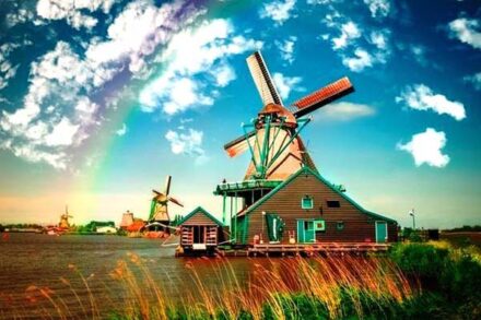 Амстердам та Париж