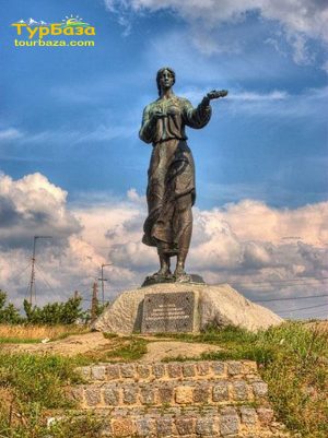 Пам’ятник Марусі Богуславці