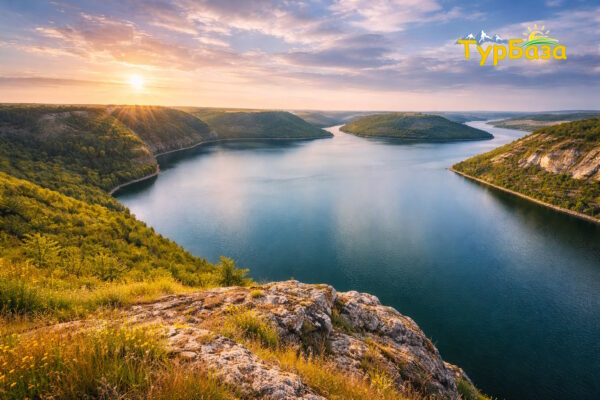 КАМ’ЯНЕЦЬ-ПОДІЛЬСЬКИЙ, ЧЕРНІВЦІ + БАКОТА • екскурсійний тур на 3 дні зі Львова